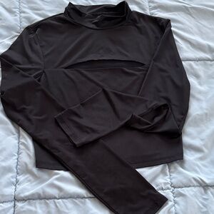 Black Long Sleeve front cut Crop Top